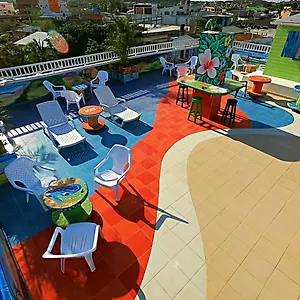 La De Lulu Hotel